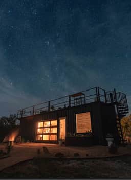 Container House w/ Rooftop Tub on 27 Private Acres - Image 2