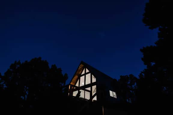 Luxury Treehouse - Image 2